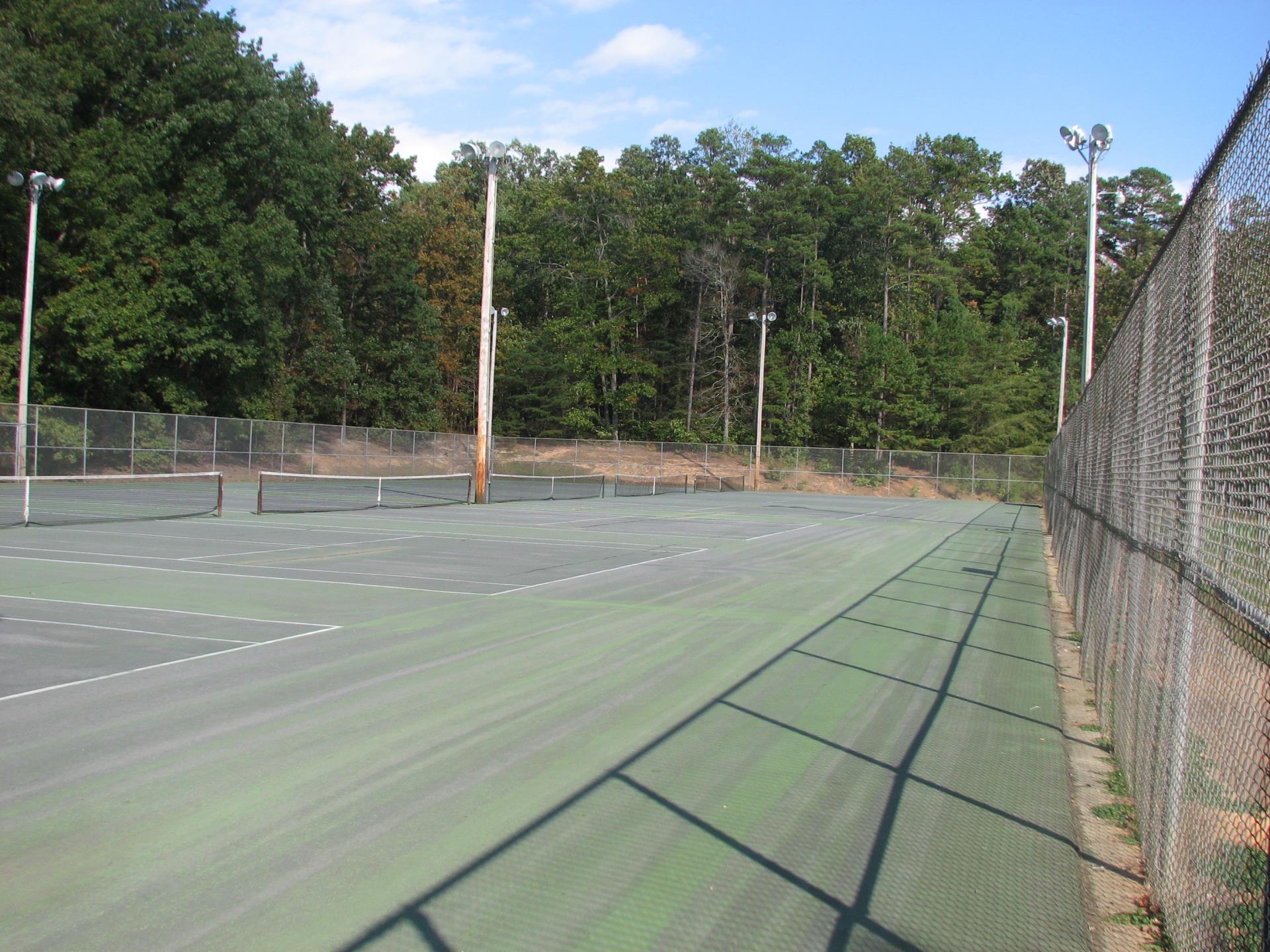 Morehead Tennis Courts